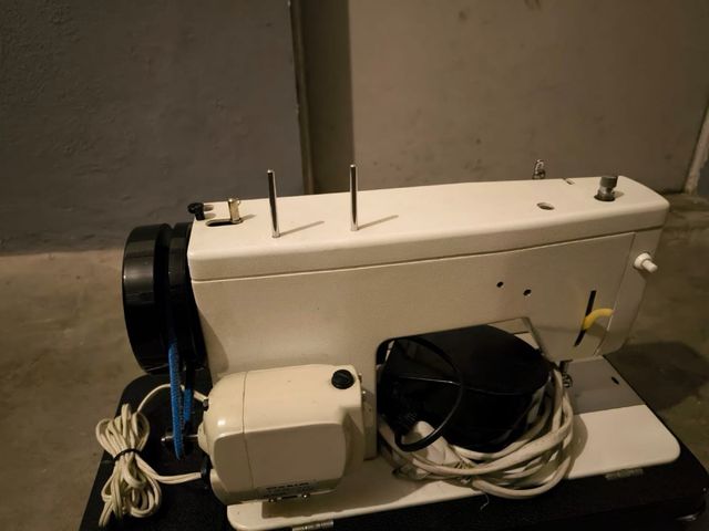 Maquina de coser sigma