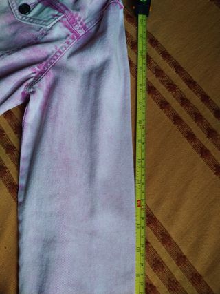 Cazadora vaquera benetton, con letras espalda.