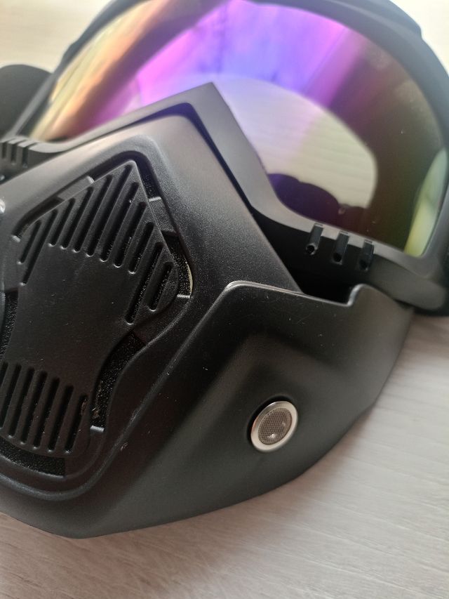 Máscara moto