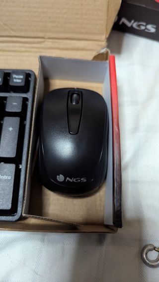 Teclado y ratón inalámbricos NGS