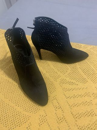 Botines tacón