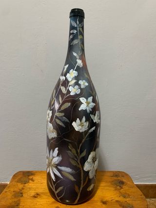 Bottiglia dipinta a mano