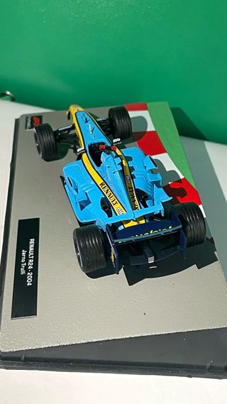 (!!) F1 2004 - Renault R24 Jarno Trulli - Ixo 1/43