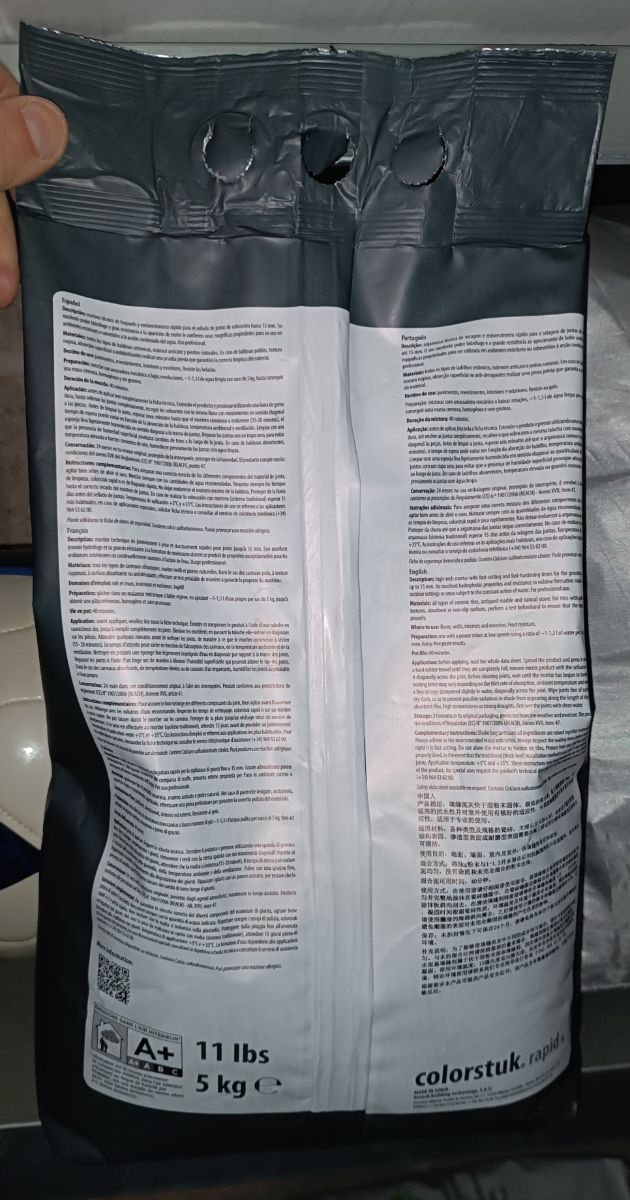 Sacco di cemento da 5 kg.