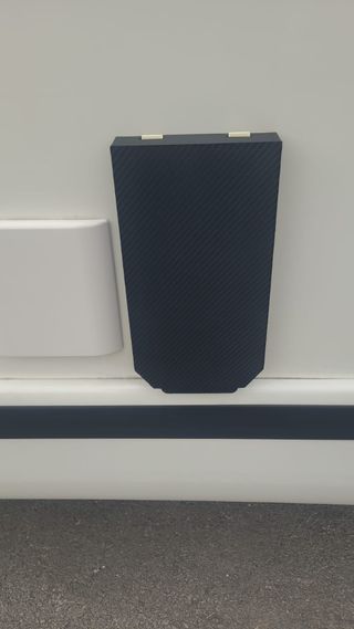 Tapa carbono truma autocaravana