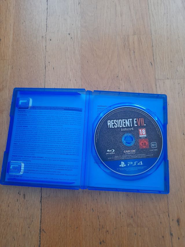 JUEGO RESIDENT EVIL BIOHAZARD