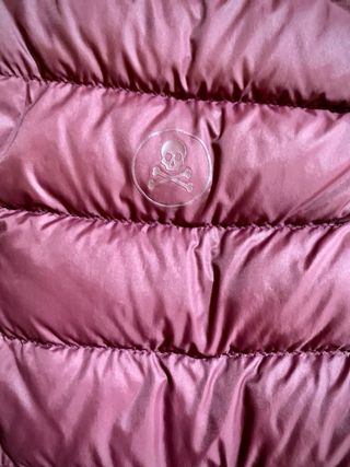 Chaleco Scalpers color Burdeos talla M