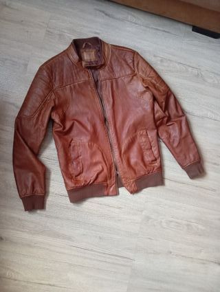 Chaqueta bomber cuero