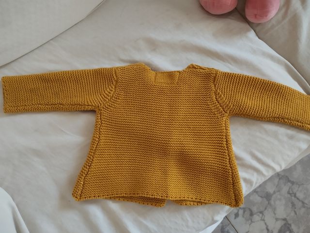 Chaqueta Mostaza 6-12meses