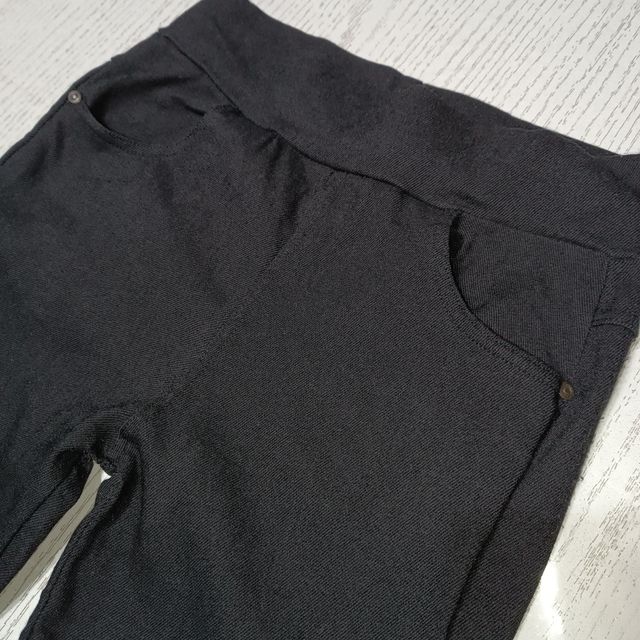 Pantaloni donna