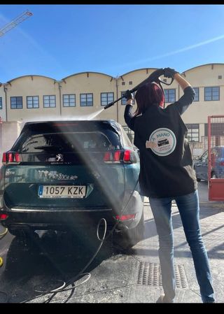 Lavado de coches a mano