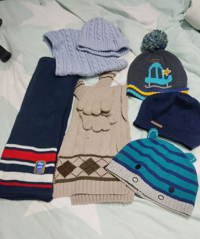 Gorros y bufandas niño