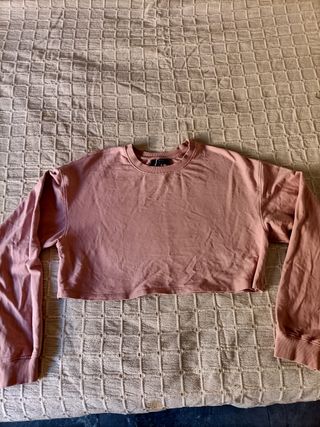 Sudadera corta de Bershka