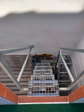 Escaleras a  medida en espacios reducido