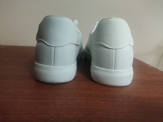 Zapatillas Blancas Inside