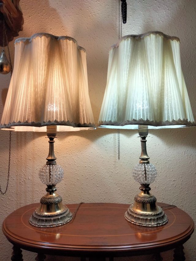 ANTICA GRANDE COPPIA DI LAMPADE IN BRONZO E CRISTALLO