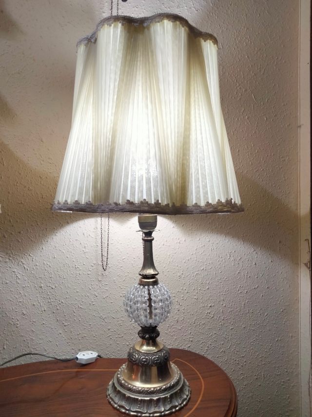 ANTICA GRANDE COPPIA DI LAMPADE IN BRONZO E CRISTALLO