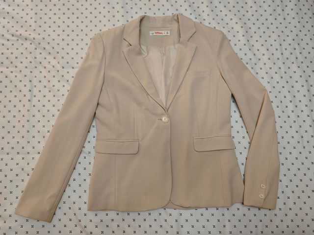 Americana beige talla L