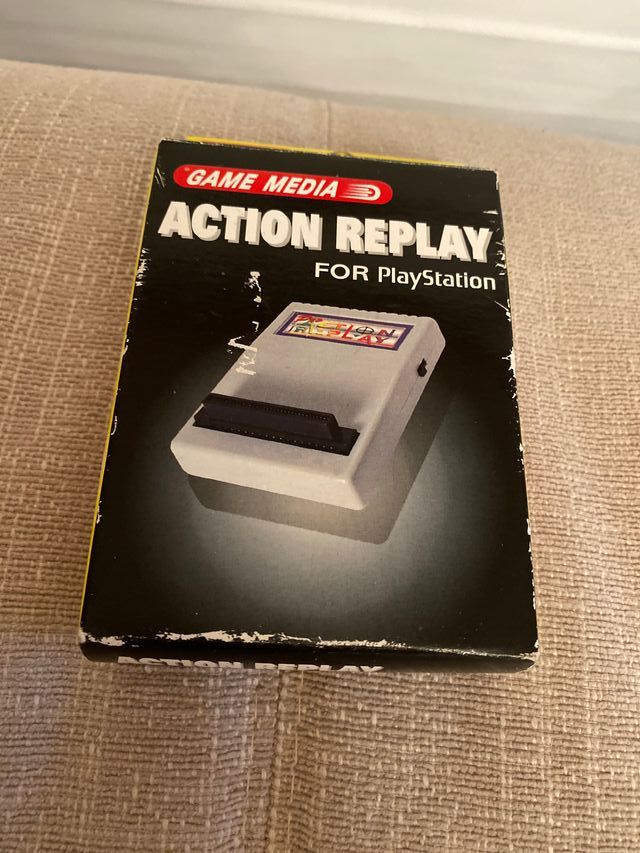 Action Replay for PlayStation Game media.con caja