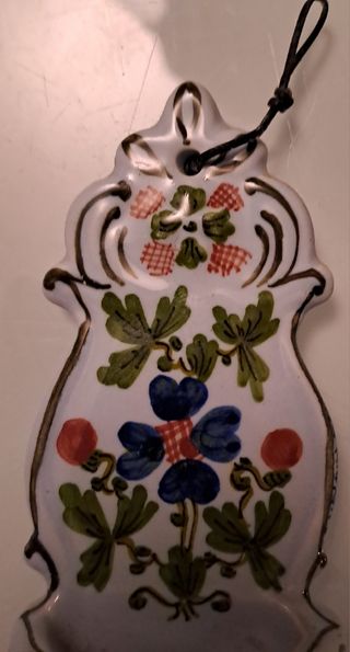 Acquasantiera in ceramica di Faenza