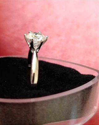 SOLITARIO BRILLANTE MOISSANITA 1 QUILATE