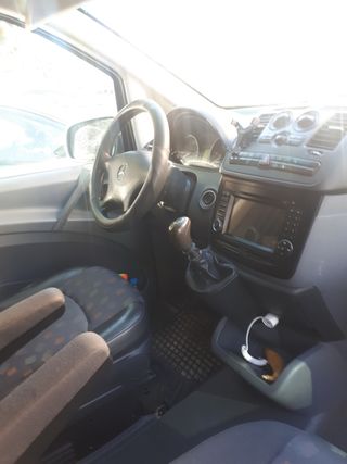 Mercedes-Benz Vito 2010