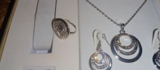 NUEVO Pack collar + pendientes + anillo
