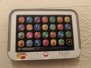 Juguete mi primera tablet fisher price
