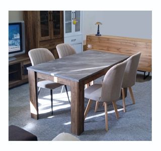 Mesa nordica y 4 Sillas beige o grises