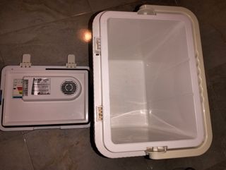 Nevera portátil enchufable al coche