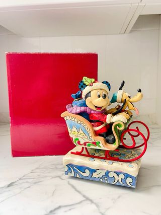 Figura Disney Jim Shore Mickey y Pluto Navidad 