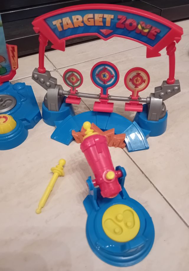 Torre Superthings Training Tower