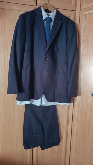 Conjunto caballero de traje azul marino#Mango