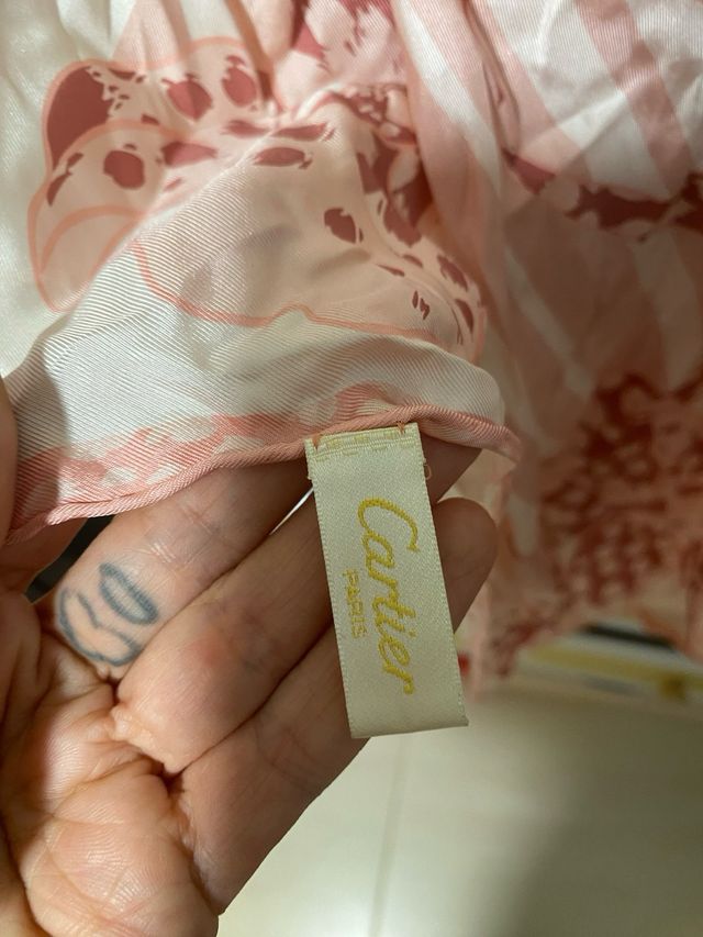 Pañuelo seda Cartier
