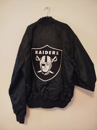 Bomber de los Raiders