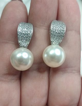 PENDIENTES GRANDES DE PERLAS Y CIRCONITAS