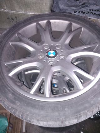 Llantas