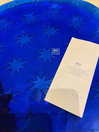 Piatto vassoio natalizio in vetro blu con stelle