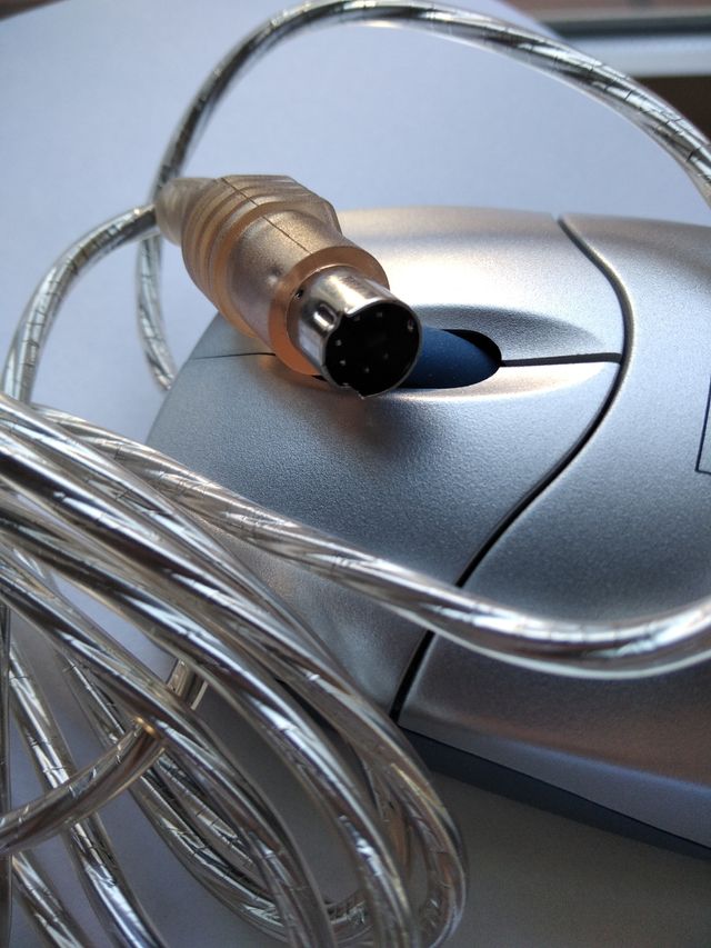 Ratón NGS Wanadoo PS2. De Bola