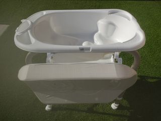 Bañera y cambiador bebé CAM