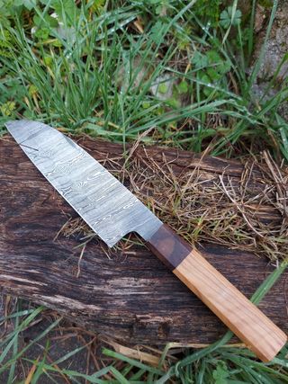 Coltello cuoco fatto a mano in acciaio dmasco 