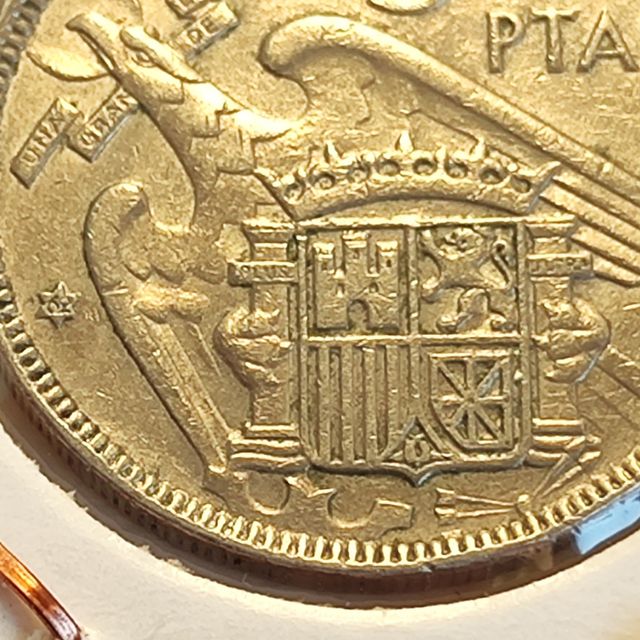 F23 Moneda 5 pesetas Franco 1957 62 MBC