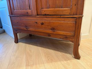 Armario Art Nouveau antiguo