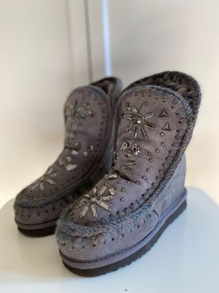 Botines marca Mou