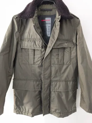 Chaqueta PRADA como nuevo