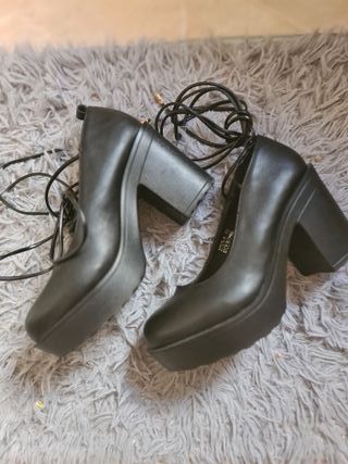 Zapato tacón ancho anudado lazada pierna shein