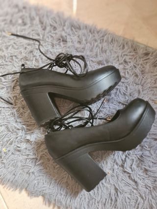 Zapato tacón ancho anudado lazada pierna shein