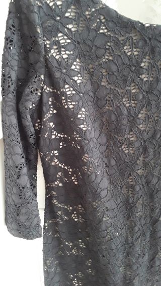 Vestido negro (GINA BACCONI )