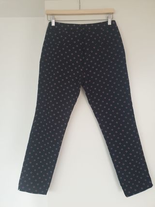 pantalón Stradivarius talla 38