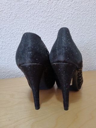 Zapatos mujer tacón fiesta lentejuelas negros.N°38